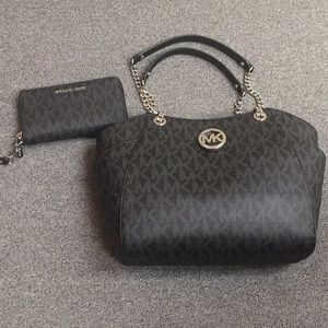 Authentic Michael Kors Jet Set Tote and Wallet
